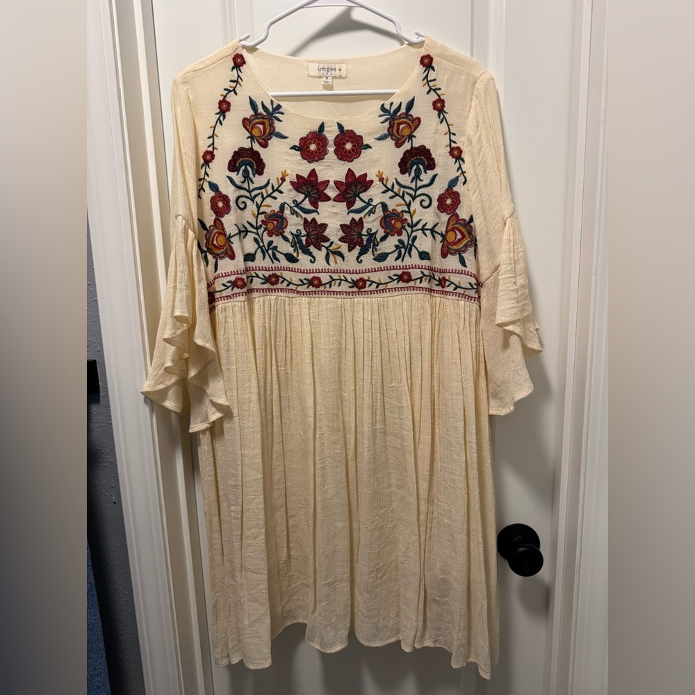 Umgee Floral Embroidery Cream Dress
